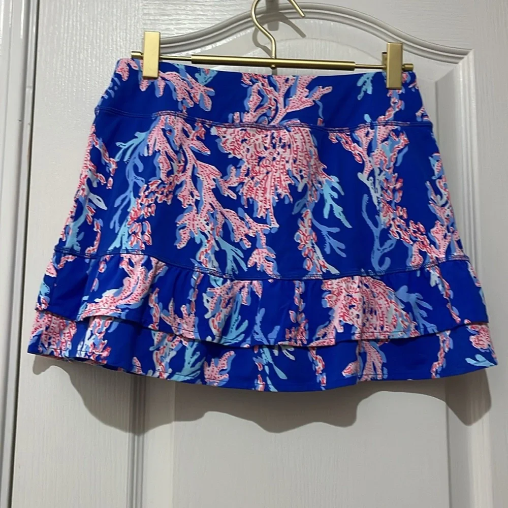 Lilly Pulitzer Luxletic skort size extra small EUC - Picture 2 of 3